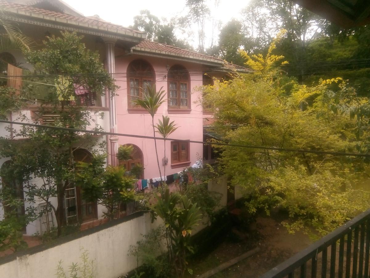 Trinish Homestay Hatton Exteriör bild
